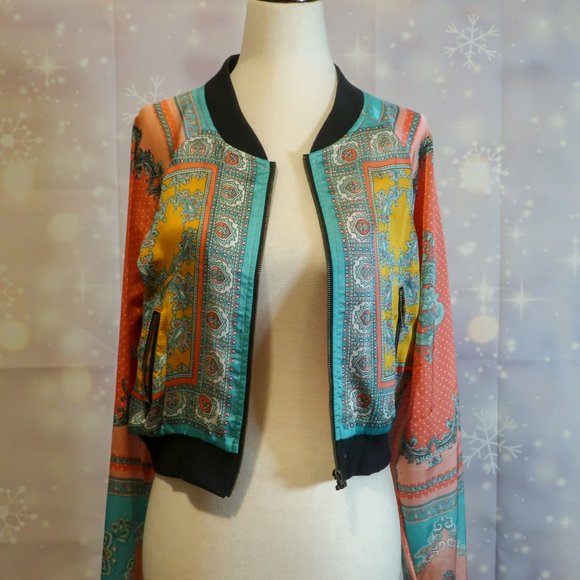 Light Vintage Jacket - Picture 2 of 6